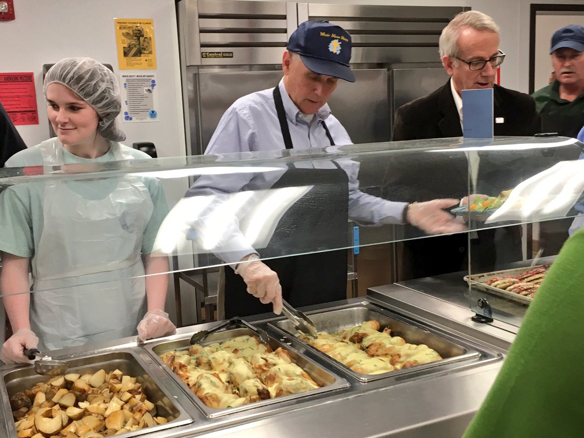 GovPenceIN's tweet image. .@WheelerMission is working every day to extend a hand to IN's homeless. Volunteer your time this holiday season: wheelermission.org