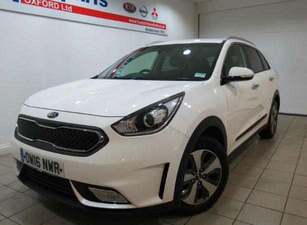 ***CAR OF THE WEEK***
2016 #Kia Niro 2
Price £18,450
CALL US 01865 772244 ow.ly/C0pv307gvKO