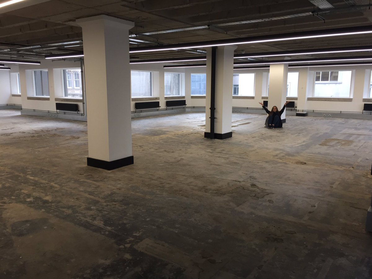 ohthisway's tweet image. It's like Christmas!!! 😱 We've just picked up the keys for this place! Our home for the next 3 months to run Catalyst &amp;amp; so much more!