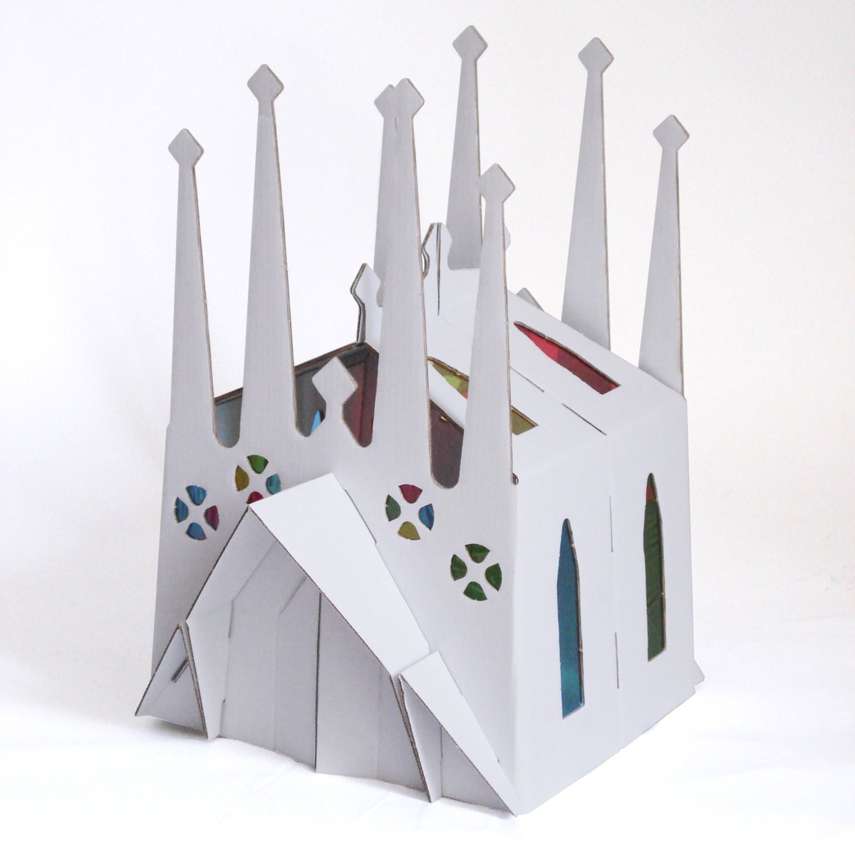 dcartonblog's tweet photo. Estas Navidades regala cultura y ¡¡Por menos de 10€! 🏰 Sagrada Familia ➡https://t.co/mvVK18z0zu #Barcelona #Manualidades #Niños #Regalos https://t.co/B43tXbIR69