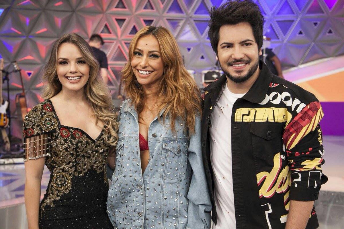 Cultura95's tweet photo. ✔ #ThaemeeThiago ★ @ThaemeeThiago no #ProgramadaSabrina ☛ https://t.co/8k7mGourY0 ☺#ThaemeeThiagoNaSabrina #DVDEthernize #BemFeito #éVerdade https://t.co/XSk4njcWfy