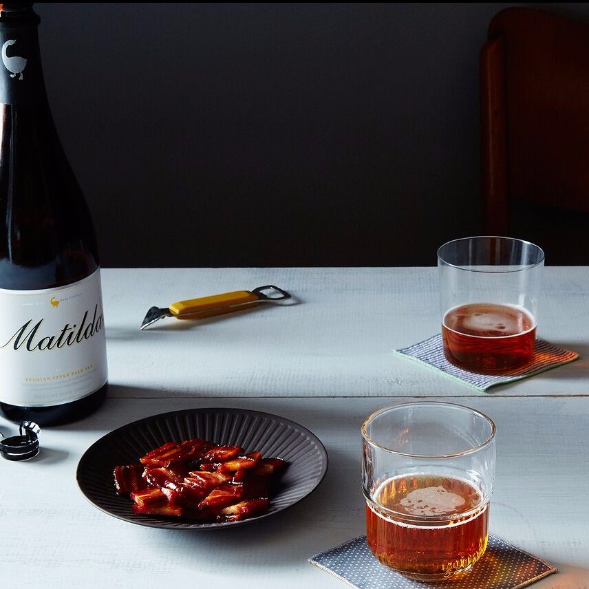 GooseIsland's tweet photo. BACON! You know you like bacon. Here's a recipe for Beer Candied Bacon. You can thank us later - https://t.co/yShHYXDJJa https://t.co/aJr2nlyCid