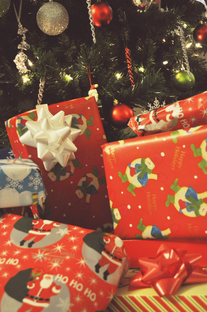 AlphaRxPlus's tweet image. All he wants for Christmas is #her #forher #cougar buff.ly/2i3cCba