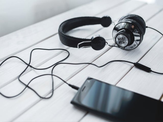 CastilloWillmer's tweet image. Los 5 mejores auriculares para móviles para regalar en Navidad (2016) #Recopilaciones_y_comparativas #Accesorios_Android #Will_Cas