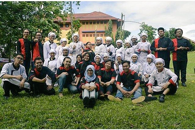 Congratulations for the young generation of SAHID FOOD PRODUCTION 2016 #ukm_sfp#sahidhitz#sahidkece#stpkeren
