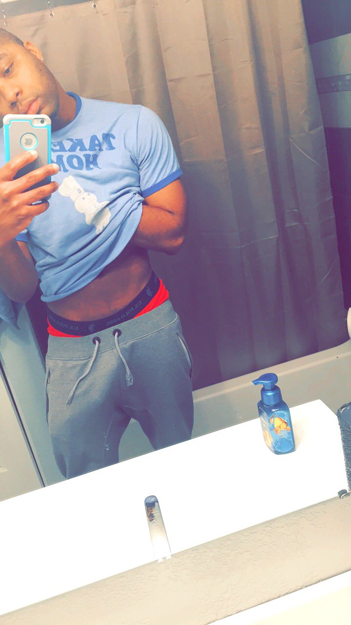 Reg On Twitter Thingsyoucantignore Dickprints 😂😂😂😂in Grey Sweats…