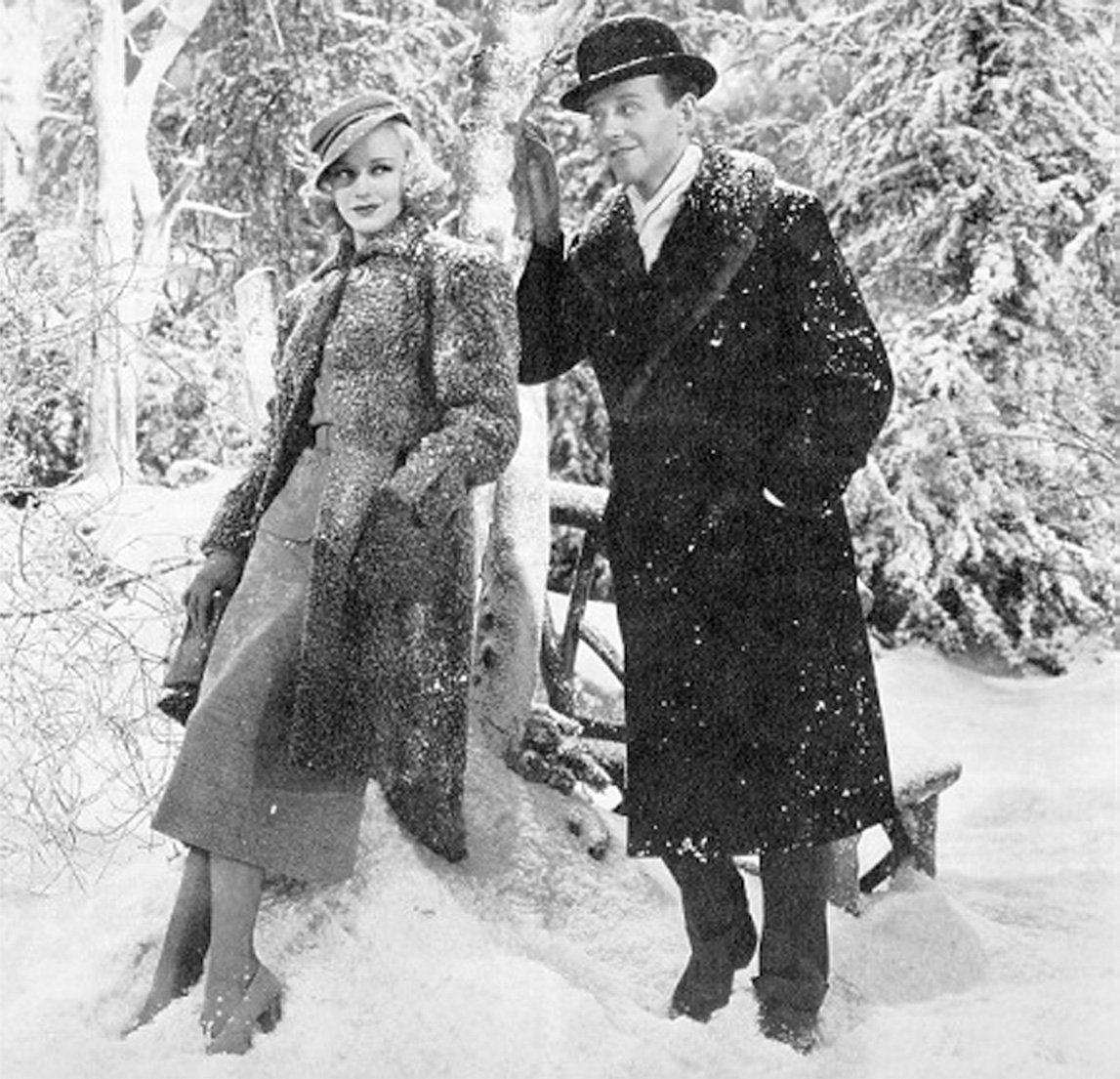 oldhollywood21's tweet image. Ginger Rogers and Fred Astaire in a snowy scene in Swing Time. #FirstDayOfWinter