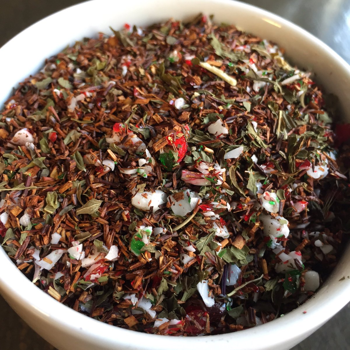 WorldTeaHouse's tweet image. Our Candy Cane teas are selling fast! Don't miss out, only available until Dec 24th (or while supplies last) #HolidayTea