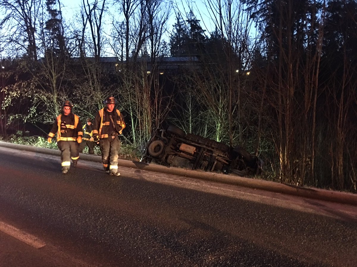 MiIe Hill is closed between Olney and Harrison, one car rollover, very icy roads #skfrincident