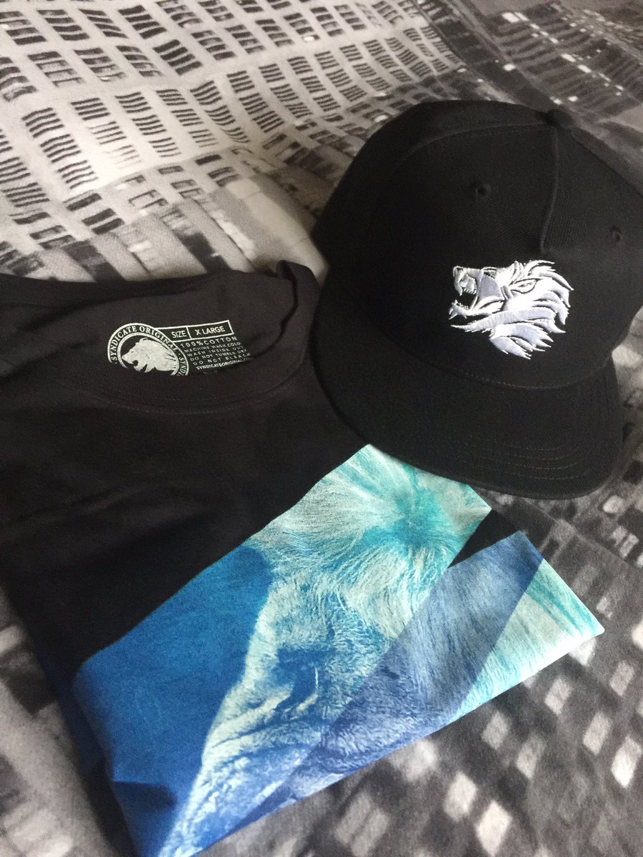 tobysemaj7's tweet photo. Early Christmas from @SyndicateOG 😝 https://t.co/oezDj3NgNa