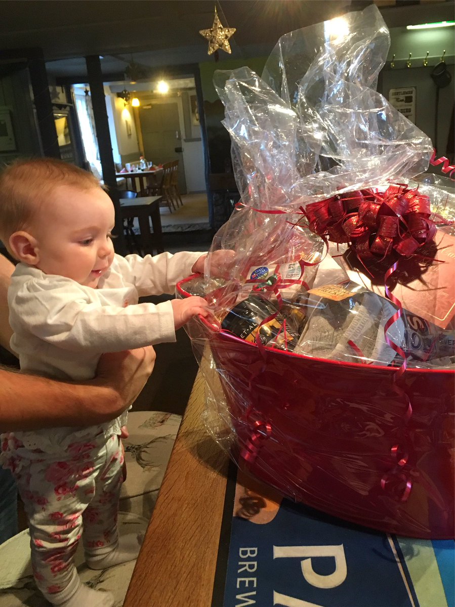 pubhalfmoon's tweet photo. Thank you for our gift basket @palmersbrewery https://t.co/dqAxE7KZv6