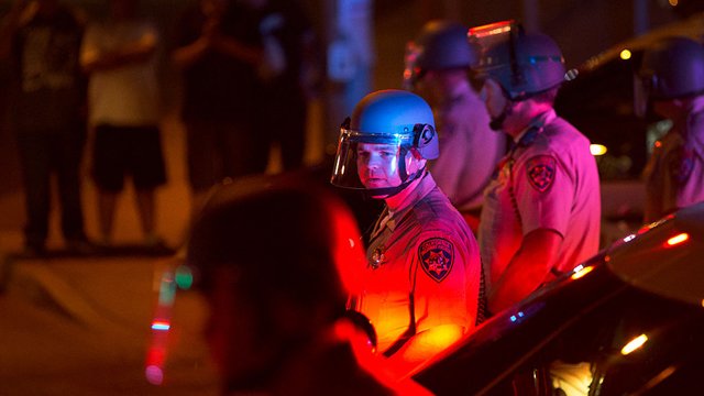 Study: Black men nearly 3 times as likely to be killed by police bit.ly/2hHJWDL https://t.co/XyxAqcSysf