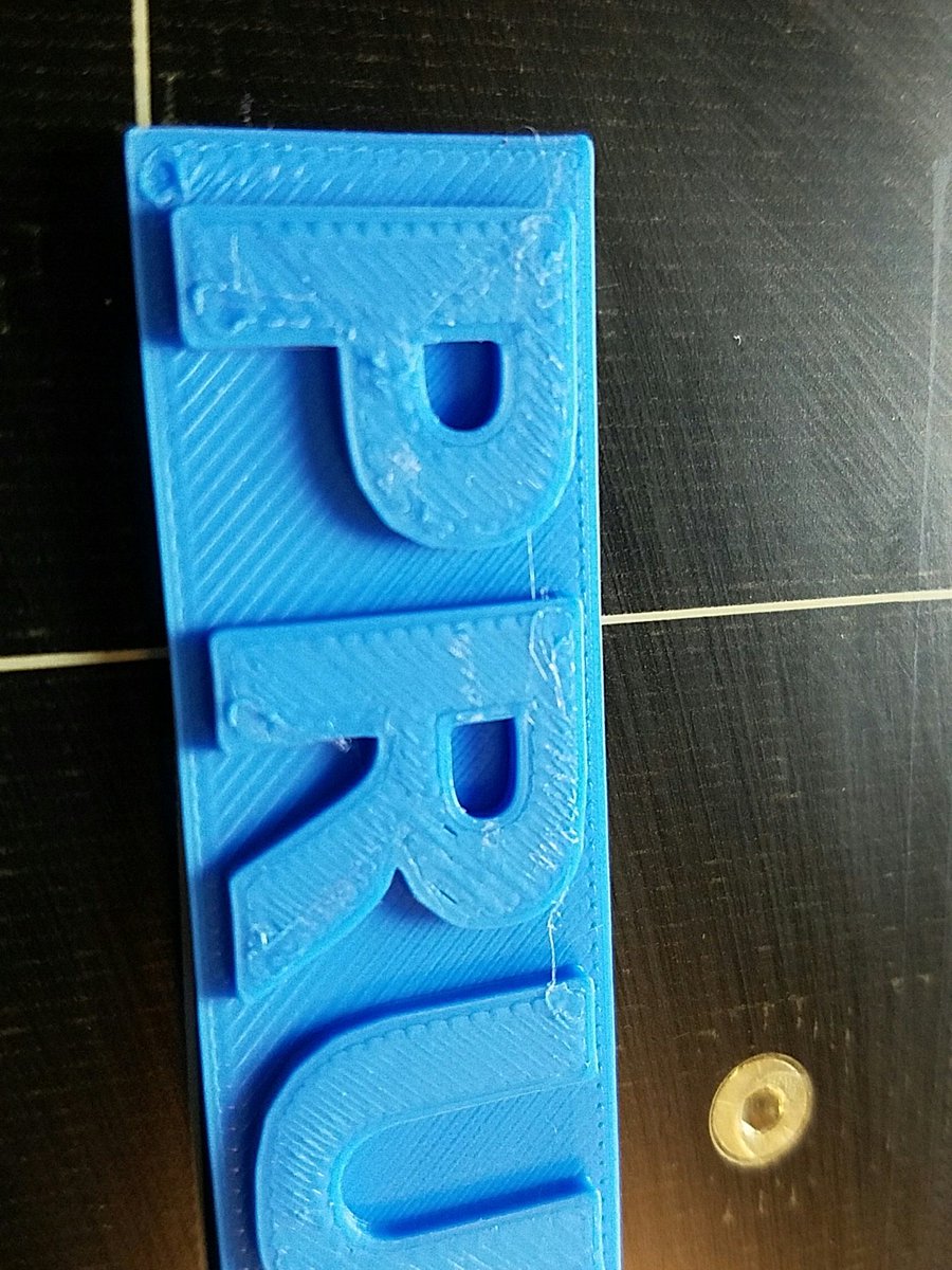 TwoshotsGaming's tweet image. I know this is not right but how do I fix it #3dprintinghelp @josefprusa