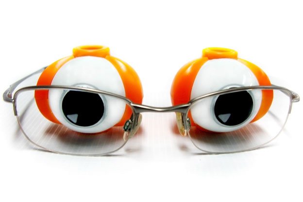 visionsourcewes's tweet photo. Choosing the right eyeglasses often depends on individual traits such as hair color, face size 
https://t.co/In0Z1vjQtl https://t.co/ilBphaE3Ue