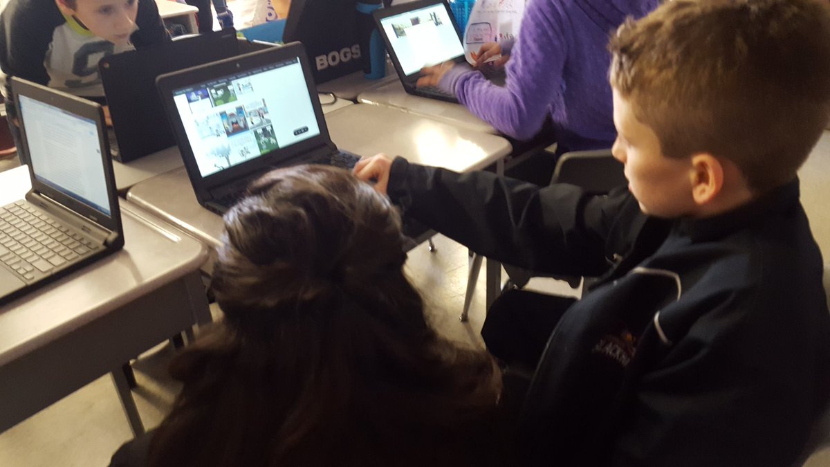 MrSteltman's tweet photo. Listening and learning at our parent showcase for #grapax #gra2016 https://t.co/NDJo8po0eG