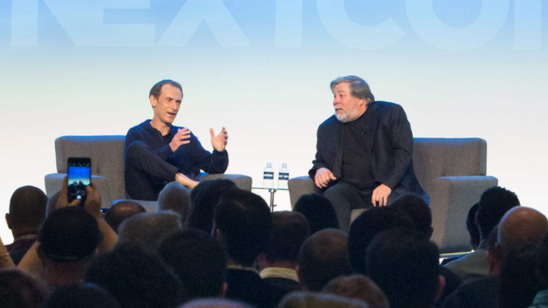 Nextiva's tweet photo. This November, we hosted our annual business conference #NextCon. Here are our top 10 highlights: https://t.co/AcG60JRq7P https://t.co/g8apNdRPTm