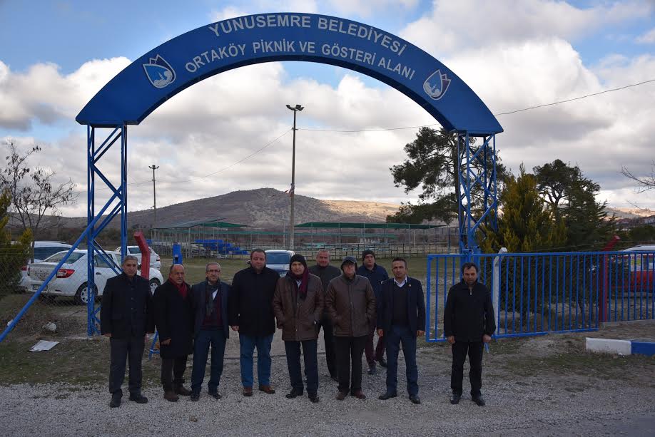 BAŞKAN ÇERÇİ GÜREŞ ALANINI İNCELEDİ <a href="/drmehmetcerci/">Dr. Mehmet Çerçi</a> manisaguncelhaber.com/baskan-cerci-g…