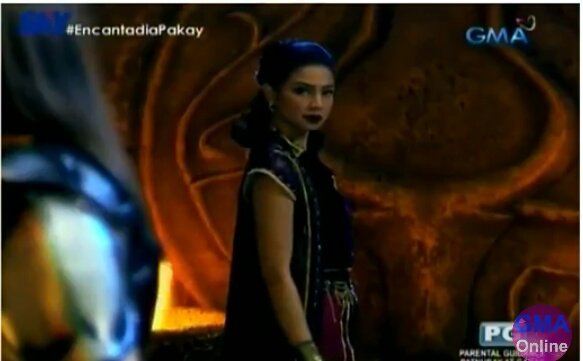 PadyakJoy's tweet photo. "Maghahanda talaga ako ng piging! Taba ng alimango, hopia, spam ni Jade...teka...wrong menu..." #EncantadiaPakay https://t.co/AKqUN3wkeR