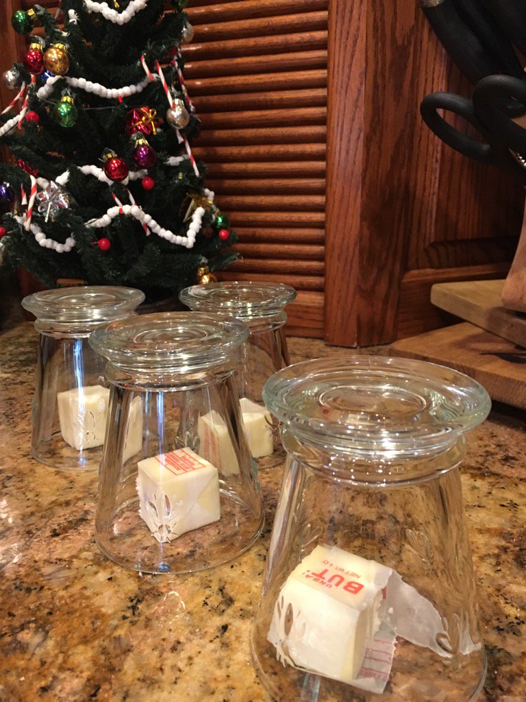 Able2Style's tweet image. And the prep begins #symphonyofbutter #shesmybaker #cleanupisinevitABLE