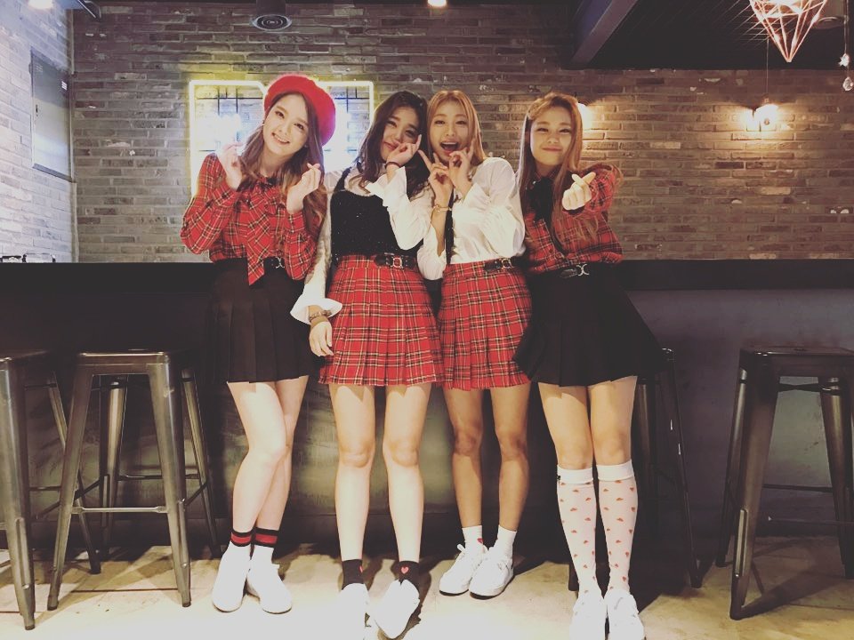 highteen_2016's tweet photo. [#하이틴] #kwave #촬영 #소원을_들어준데요^^  #highteen #wings #윙즈 #ENT #boomboomclap #마리오네트 #혜주 #은진 #혜빈 #세아 #신인 #걸그룹 #티니 #언제나 #사랑해요 #kwave_official #비글돌 https://t.co/Pw8FQXbagb
