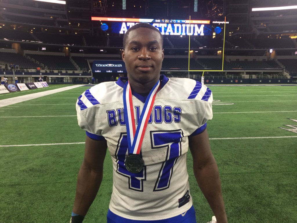 InsideTexas's tweet photo. . @josephcook89 looks at the Top 10 performances from Texas #UILState Championships: https://t.co/PKgTH9gIgQ (FREE) https://t.co/JgDh2i5EYZ