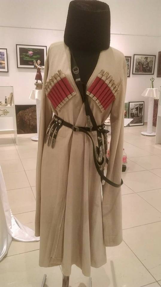 Sausruqo's tweet photo. #Circassian #FolkClothes https://t.co/H7Rwua3Aix