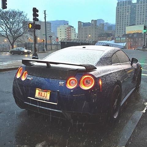 JustVehicles's tweet photo. Snowy GT-R 🔥 https://t.co/fDPH2wUWw8