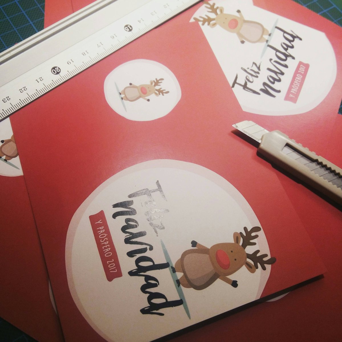 jcalizdesign's tweet photo. ¿Ya has enviado tus felicitaciones navideñas? #diy #design #christmas #feliznavidad https://t.co/BCI9WswQuu