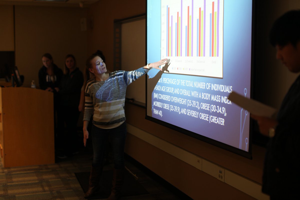 millikinminute's tweet photo. #Millikin, Crossing Healthcare partner to improve health behaviors https://t.co/CA3G03pC88 https://t.co/tYagDM328T