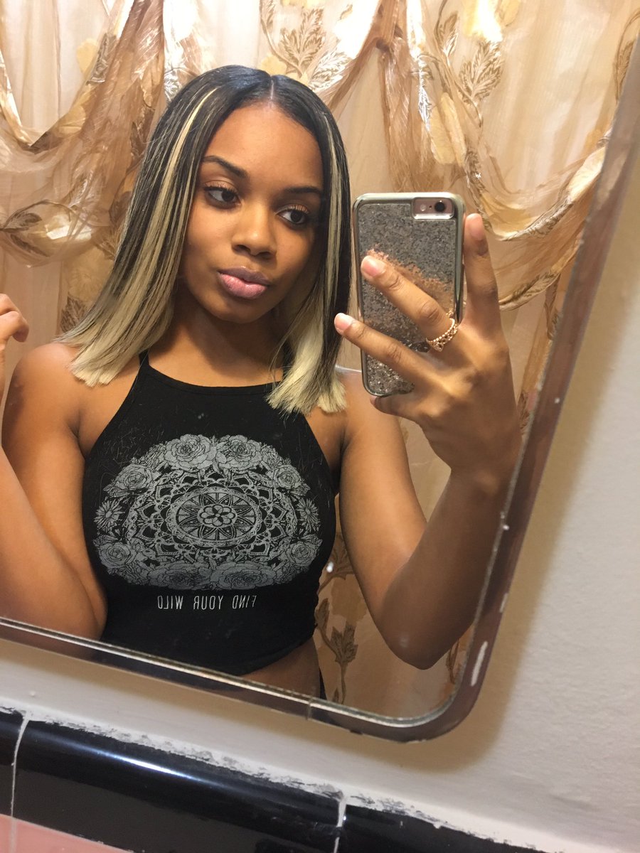 TheRealZully's tweet photo. Heard Blondes Have More Fun 💁🏼💇🏼 https://t.co/Y1YsRK3aR8
