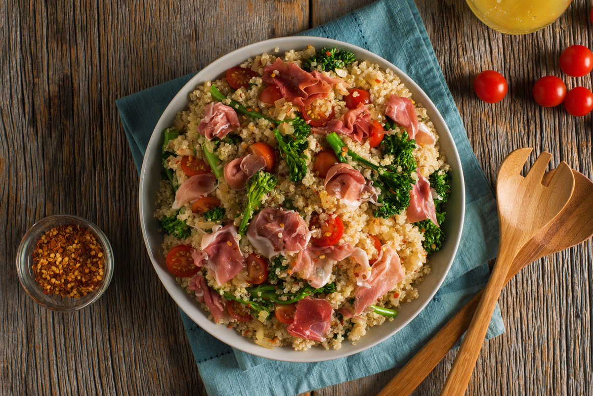 FiorucciFoods's tweet photo. Who’s having a big holiday dinner this weekend? 

Here’s a light recipe so you don’t get too stuffed before then: https://t.co/JHanmkiFok https://t.co/Y25PCgTWrV