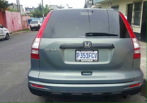 djik_music's tweet photo. Por favor ayúdeme a compartir esta info. 
Nos acaban de robar una camioneta Honda CRV
Placas P-351FCV  
En zona 12. @amilcarmontejo
RT https://t.co/8DLgXklIwA