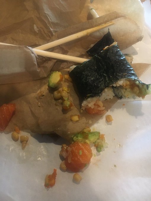 Destroying sushi burritos one day at a time https://t.co/AJI1P6iPgk<a href="/tag/mvsales"class="tags"><span>#mvsales</span></a>