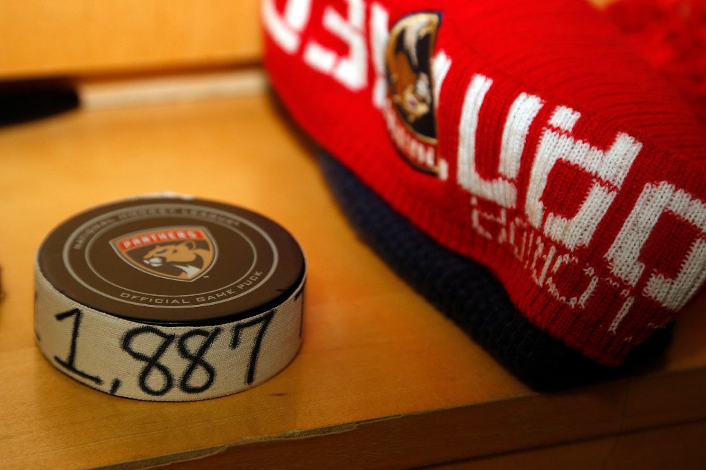 ESPNInsights's tweet photo. 3-point games at age 44 or older:
.@68Jagr        2 (both this season)
Gordie Howe   1
(via @EliasSports) https://t.co/rTlZUx5hl2