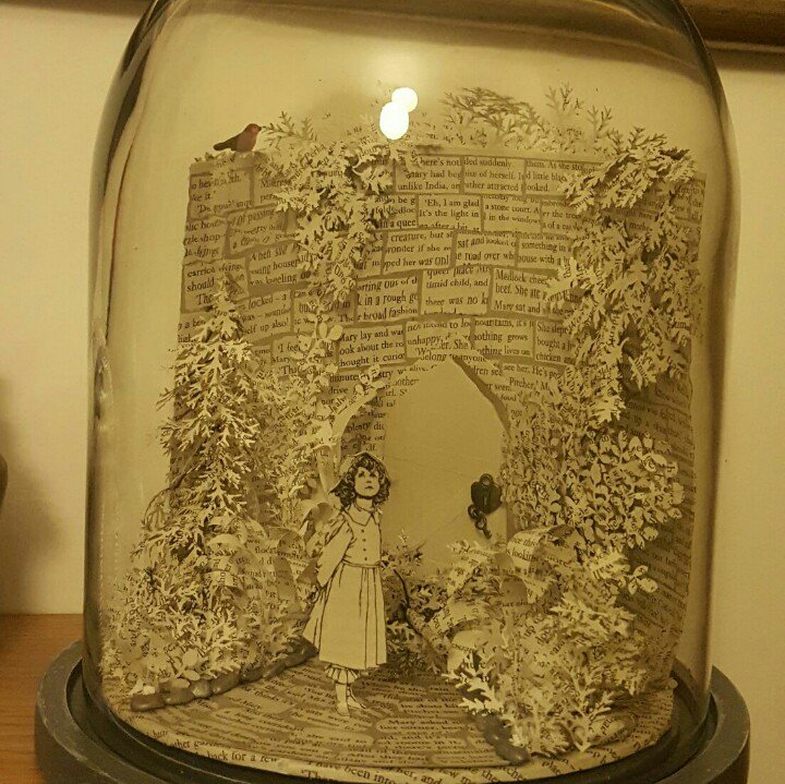 How beautiful is this? It's a paper sculpture of one of my favourite books as a child - The Secret Garden. Made by the v talented <a href="/TroupAnn/">Ann Troup</a>