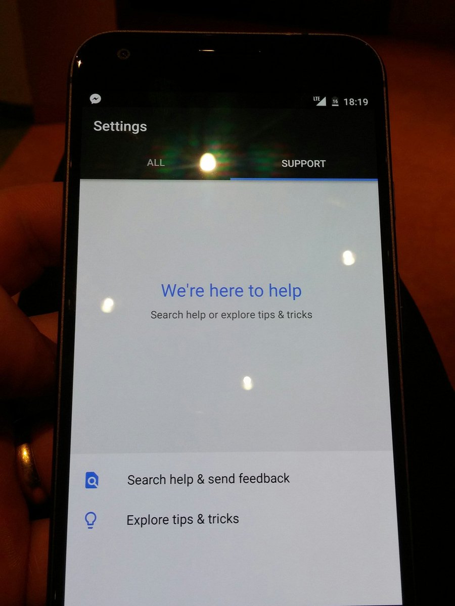 BeatsukaVapes's tweet photo. Yo @madebygoogle  ... Why is there no option to get help on my pixle xl? https://t.co/y3KgpkeovL
