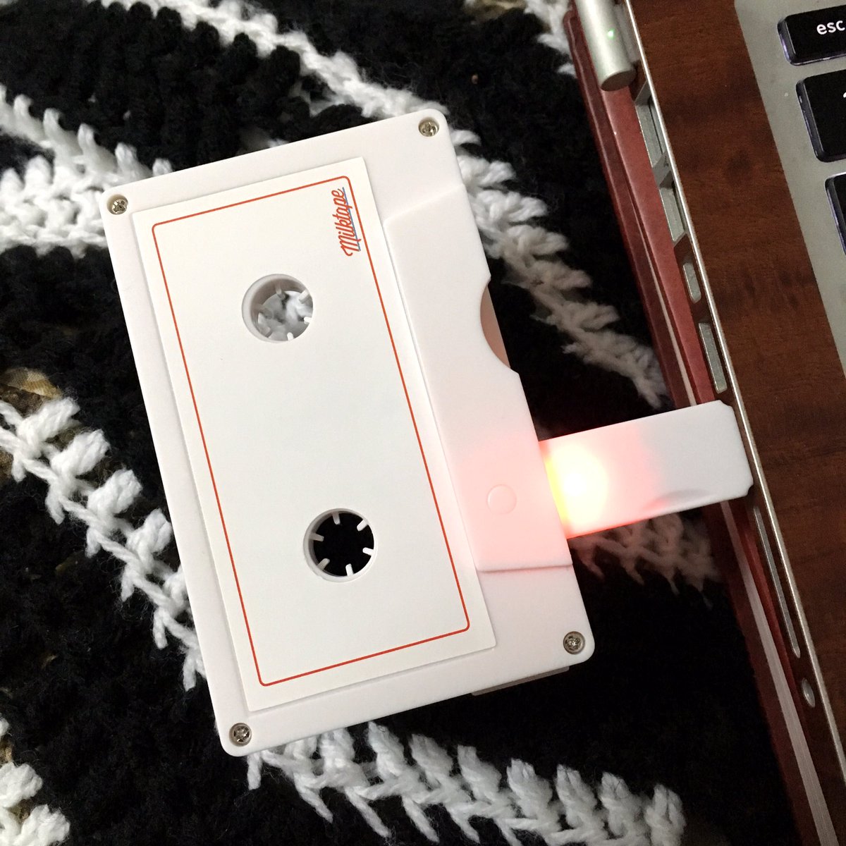 Ｃｏｒｂｅｔ Ｒｕｔｚｅｒ tweet media