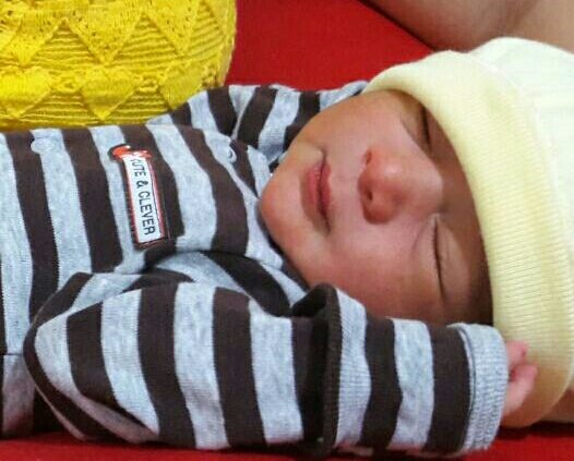 mimoon30's tweet photo. In Love ❤❤😍😍 #babymathias https://t.co/oHTpBoT1rS