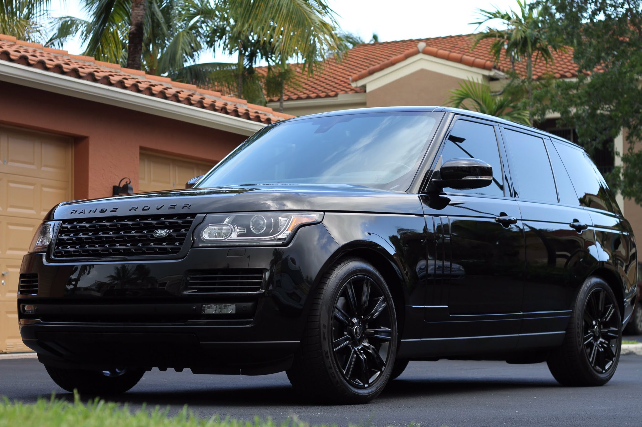 range rover black