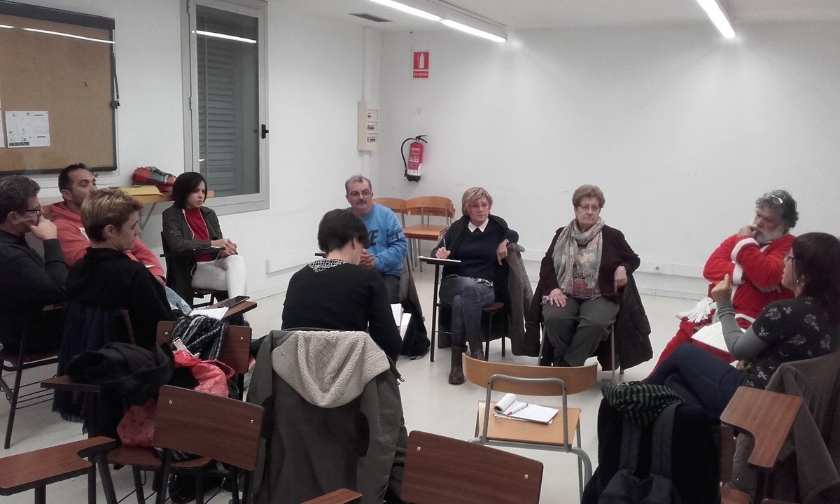 xarxavalors_sc's tweet photo. Avaluem #Ravaleando a #santacoloma ara a @bibstacoloma amb @ccivicsscg @dojocanpeixauet @Cinfantsstaco #valorsenxarxa https://t.co/ztLIqIjPVq