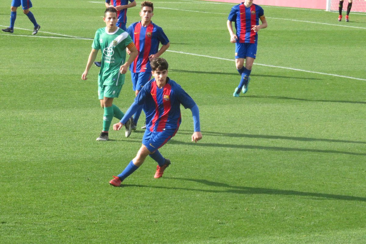 CRACK! felecidades con tu partido y tu gol contra Belvitge y graciassssss!!