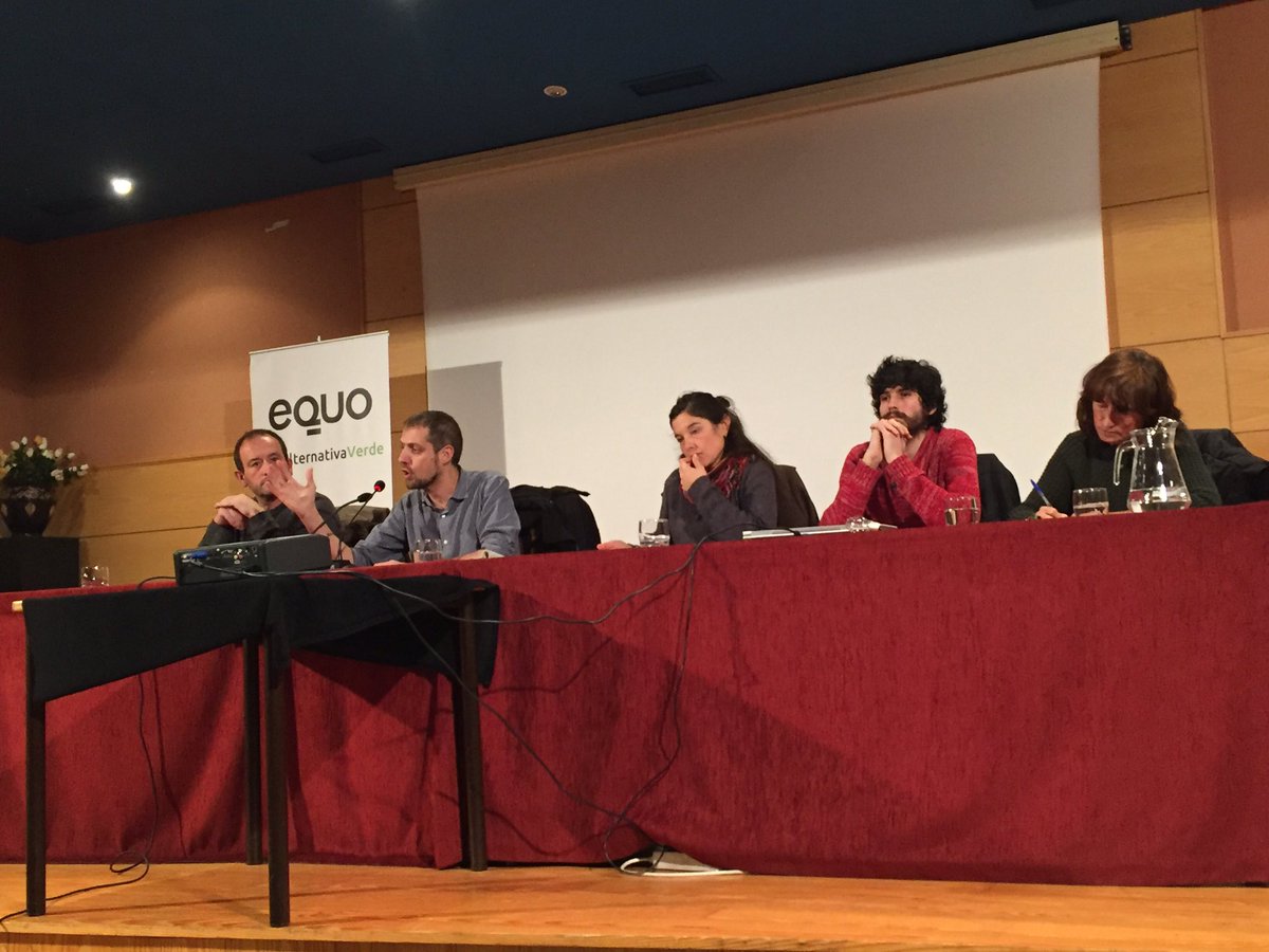 Eduardoc1959's tweet photo. Falando del futuru del #carbón con @fmarcellesi @t_nunho @PabloMTesta y Beatriz Glez @EquoAsturias @PodemosAsturies @greenpeace_esp https://t.co/glSs2o4Ydz