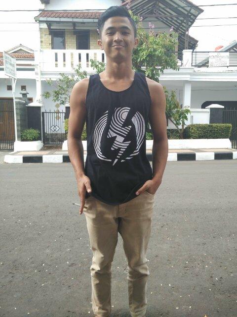 PhrlRozi's tweet photo. Come hangout with me > leeeeks on #BIGOLIVE. https://t.co/IFlJA2SEkg https://t.co/7qUKGgHTw9