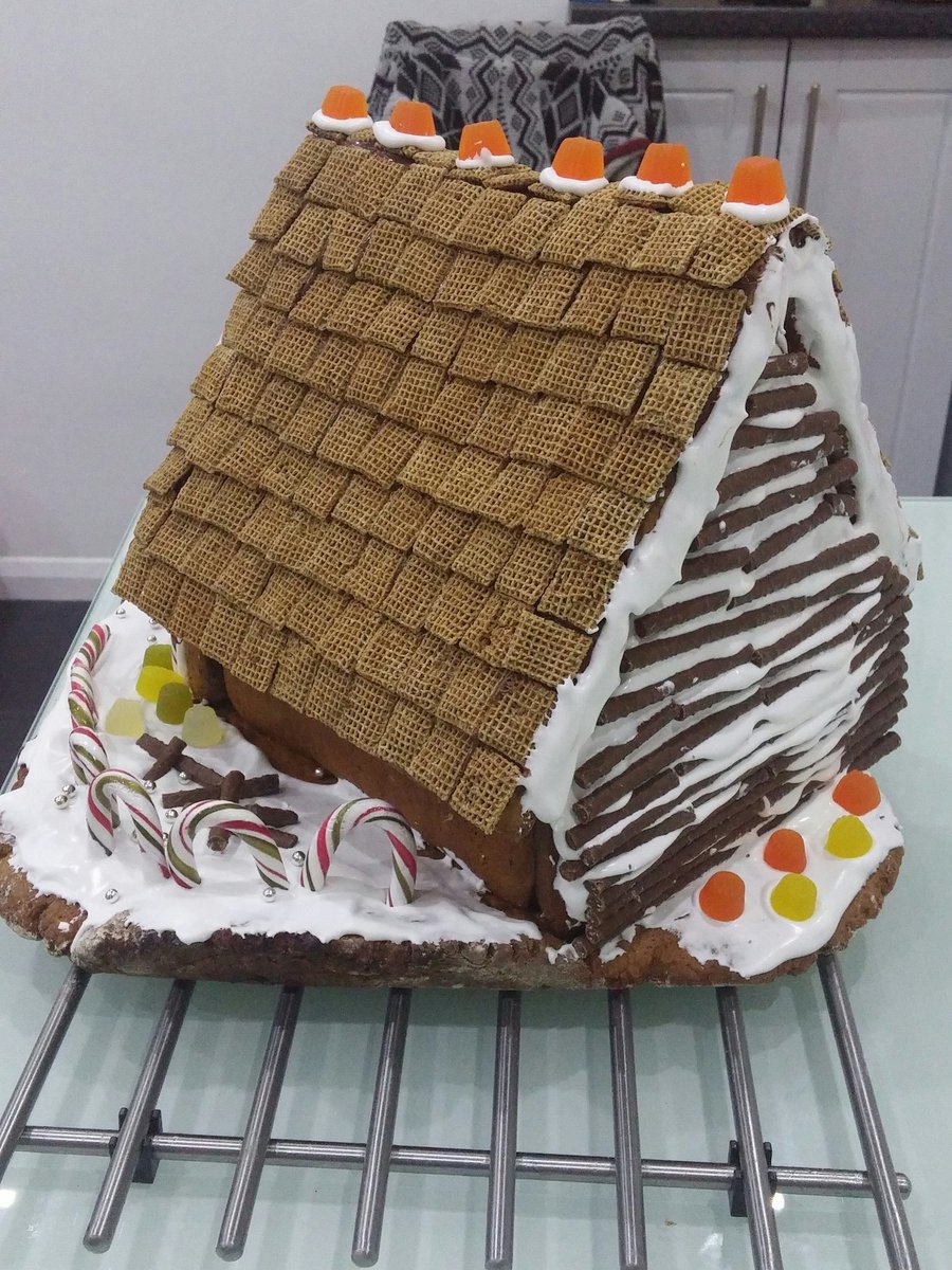 RummieT's tweet photo. @Alan_R_Morris @RetailAssist Well... I would say shredded wheat high quality tiles ;) https://t.co/GdXeNPltRO