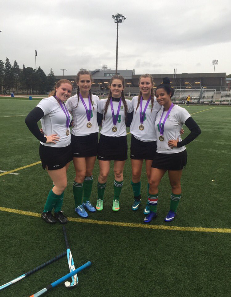kelsross14's tweet photo. @syd_xoxo_ happy birthday lil peanut ❤️❤️🎉 love ya 🍞🎈🎁🎊🎉 https://t.co/4SMk47ctnt