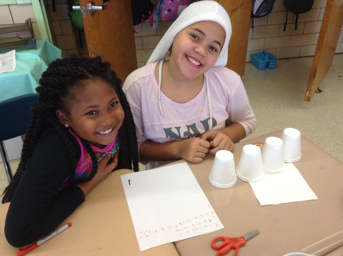 Sandy4STEAM's tweet photo. Fourth grade writing and reading cup stacking code @GMASteam for @hourofcode. @kcs_stem @KCSScience @KCSinnovation #codeunplugged #sofun https://t.co/y7y454o91c