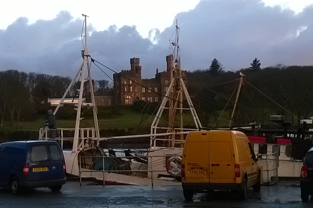aonghasmacleod's tweet photo. It had been a while but it was good to be back. Picked up the goods #Stornoway #flyingvisit #Leodhas https://t.co/jyXgBYUmEj