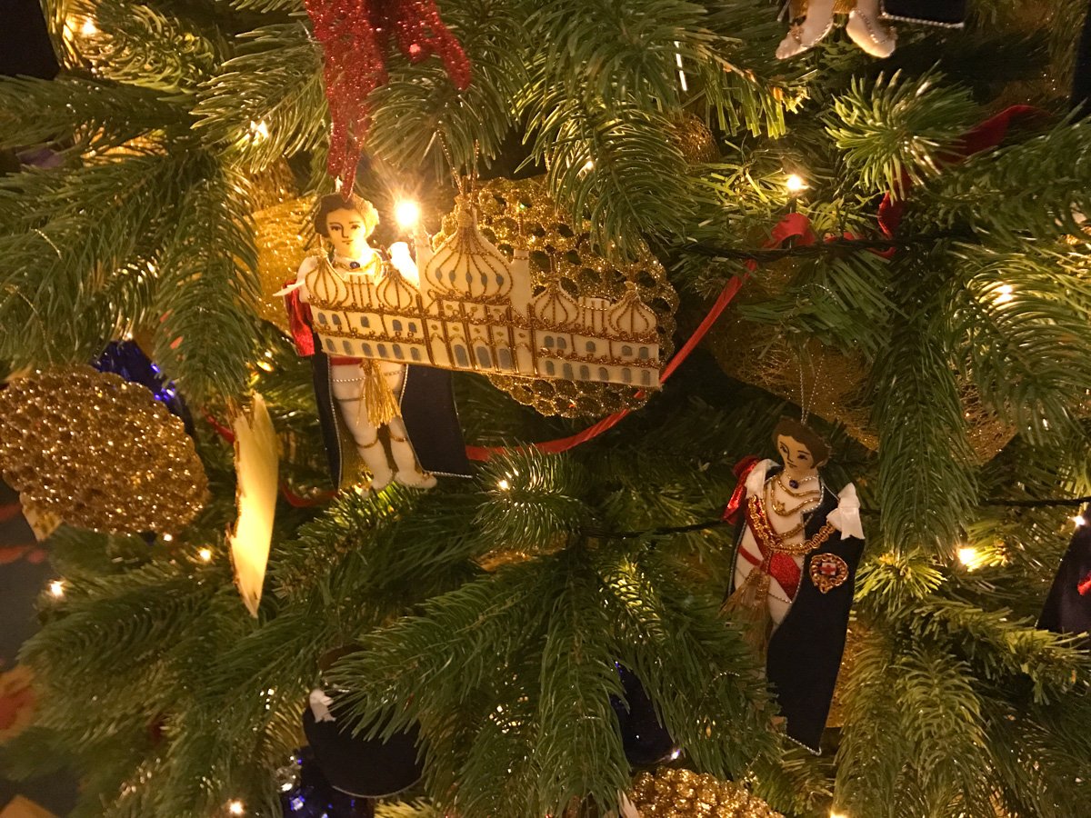 LindaPenn's tweet image. Our visit today @BrightonMuseums.  Thoroughly enjoyed. #RoyalPavilionXmas