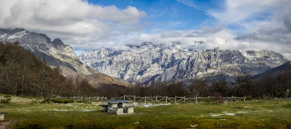 VientuNordes's tweet photo. Panóramica de los Picos d'Europa en su vertiente leonesa.

Panderruedas, Llión (Semeya de @msfleon ) https://t.co/M5Y747XSUF