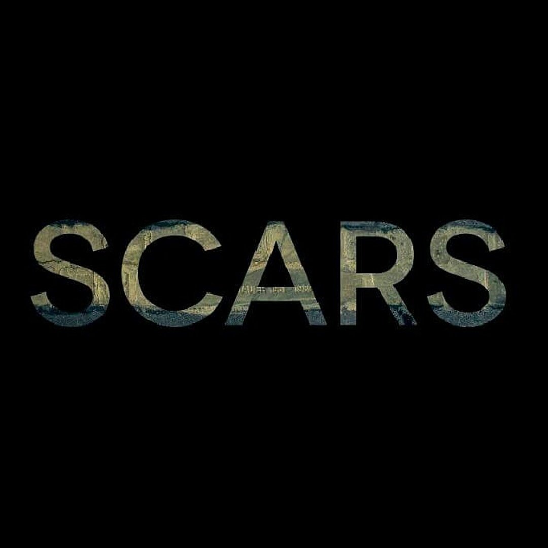 neusperez's tweet photo. #SCARSbook +++ https://t.co/RfueJxfRgU +++ ilustraciones de #MaríaJLHierro, fotos de @irenecruzfoto y #microcuentos de @neusperez #SCARS https://t.co/gWu3jFTAsb